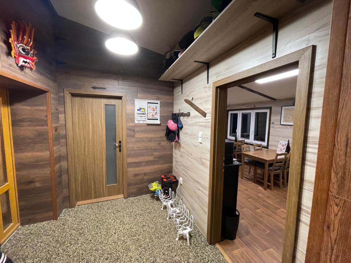 Отель Wolf House Klinovec Лоучна-под-Клиновцем Экстерьер фото