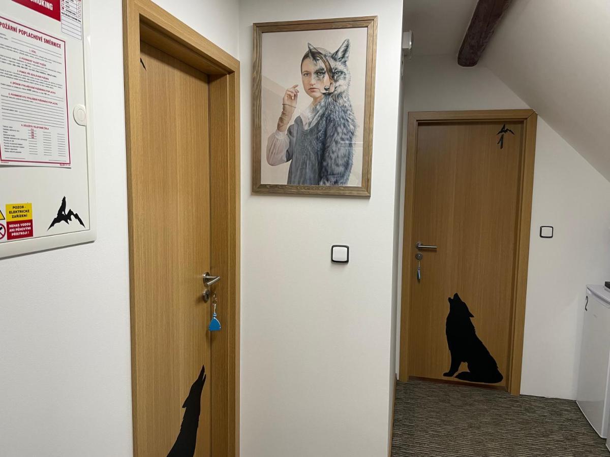 Отель Wolf House Klinovec Лоучна-под-Клиновцем Экстерьер фото